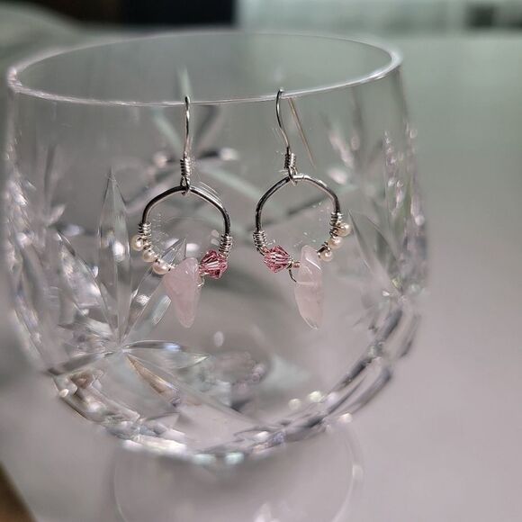 NWT Loot & Love 925 Sterling Silver Earrings Pearl Rose Quartz Crystal - Picture 1 of 4